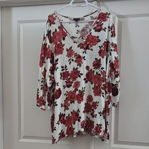 Torrid Red Floral V-Neck Tunic
